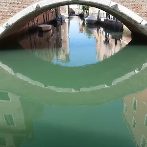  Apartment Isepo