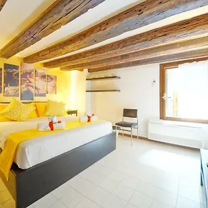  Apartment Calle Dei Fabbri San Marco